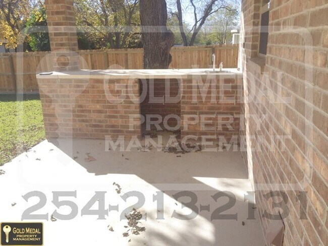 Building Photo - 1017 S 9th St