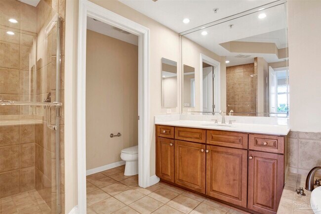 Building Photo - 612 Lost Key Dr