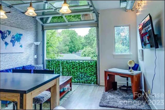 Building Photo - 1611 Central Ave