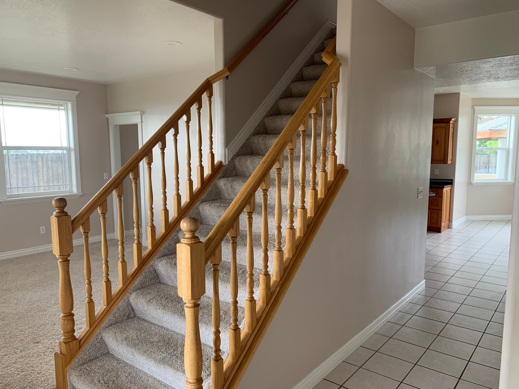 Entry - 295 W 300 N