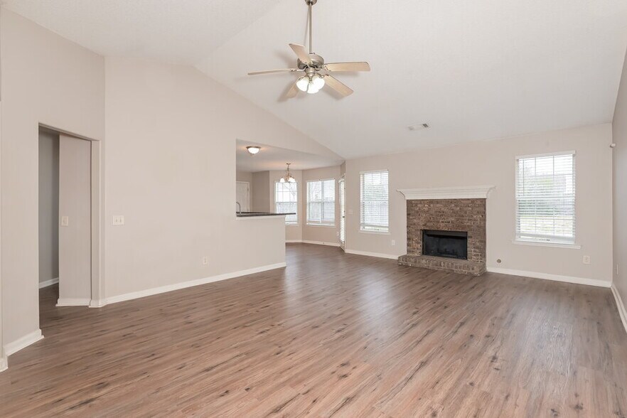 Building Photo - 75 Pinkston Farm Rd