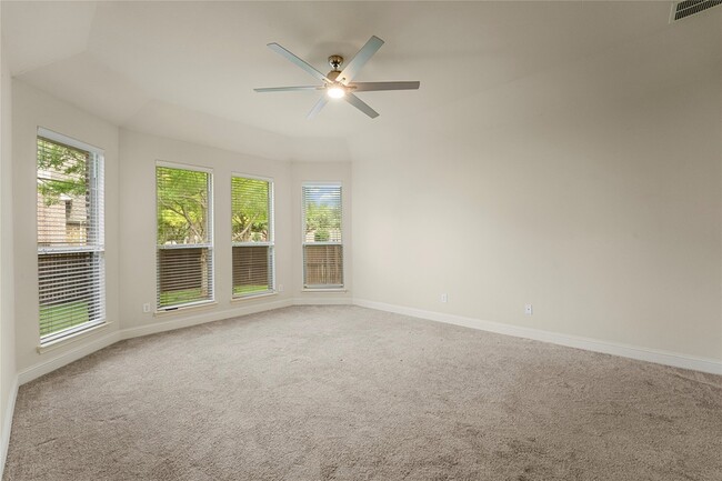 Building Photo - 12848 Walnut Ridge Dr