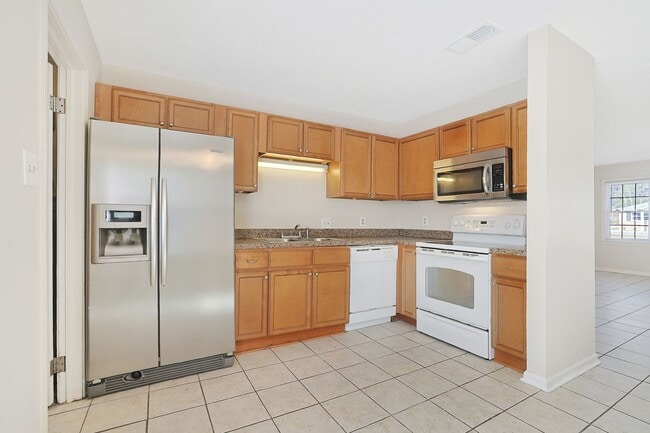 Building Photo - Adorable 2 Bedroom Duplex in Myrtle Beach