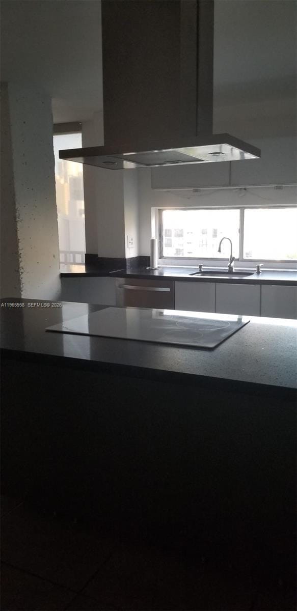 Building Photo - 17021 N Bay Rd