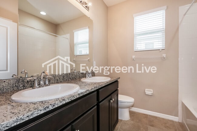 Building Photo - 32869 Woodthrush Way