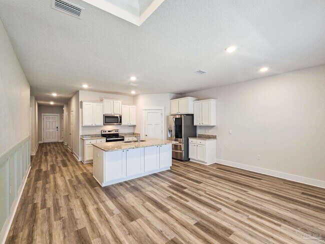 Building Photo - 6023 Rutherford Lp