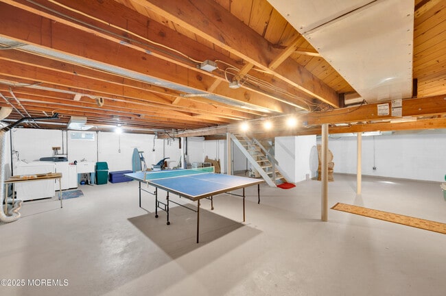 Building Photo - 2203 3rd Ave