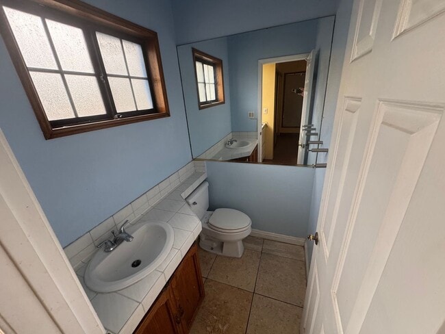Building Photo - Spacious 3-Bedroom Home in Rowland Heights
