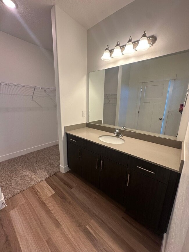 Building Photo - Brand New 3 Bedroom Condo with Resort-Style Amenities in Herriman!