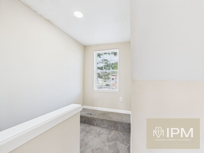 Building Photo - Charming 3 Bedroom, 2 Bath Home in Harrisburg, Pa!