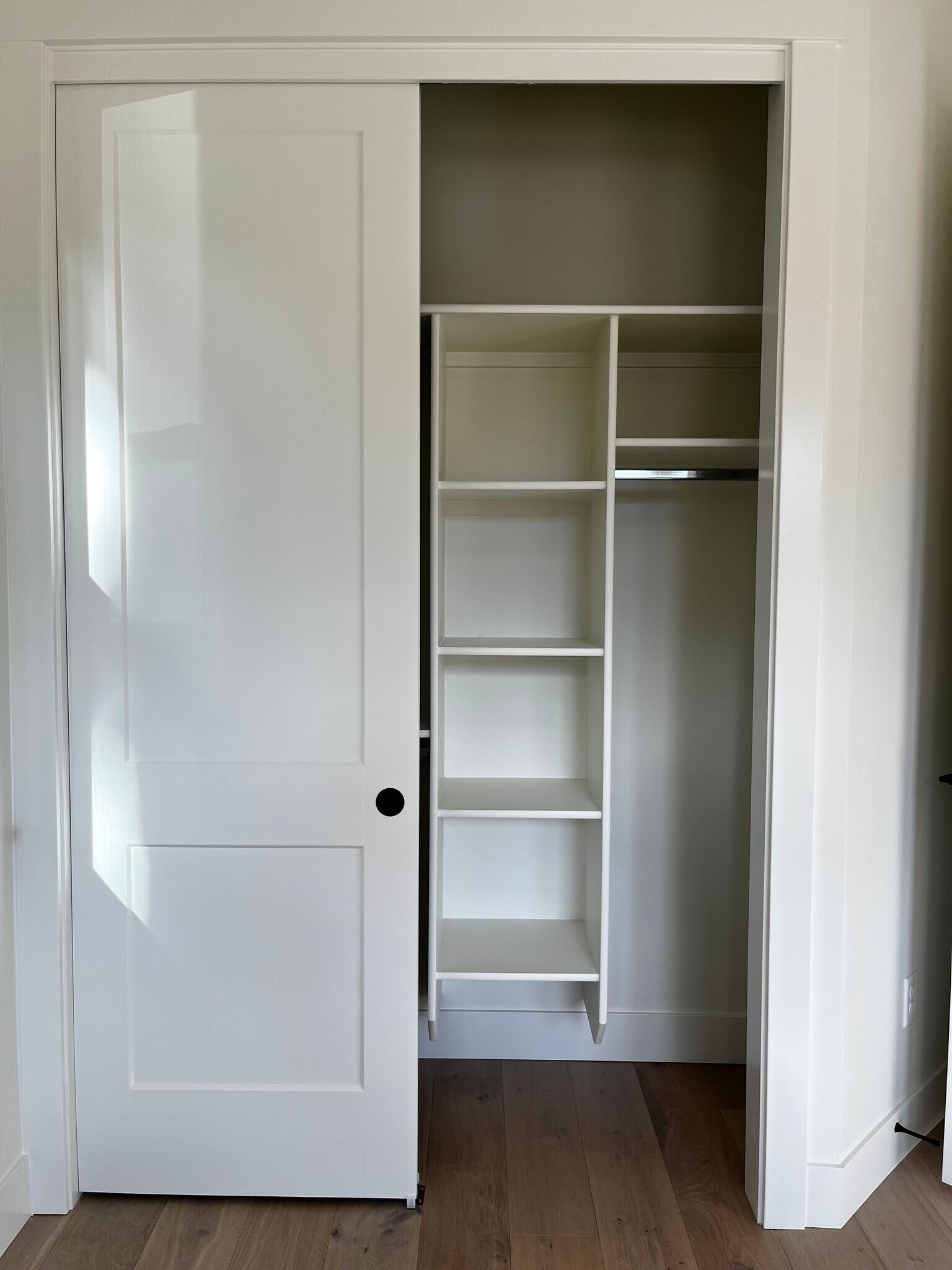 Building Photo - 626 E Krall St