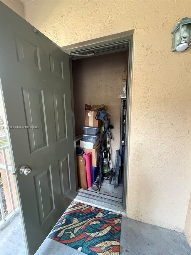 Building Photo - 6466 Emerald Dunes Dr