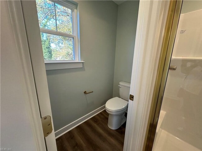 Building Photo - Stunning New Construction in Norview!