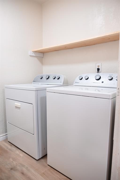 Building Photo - 2401 Bucks Run