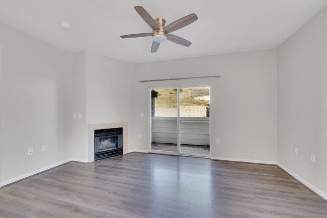 Building Photo - $1,795.95 - $300 OFF First Month's Rent , 1 Bedroom, 1 Bathroom, Condo in Arvada with Washer and ...