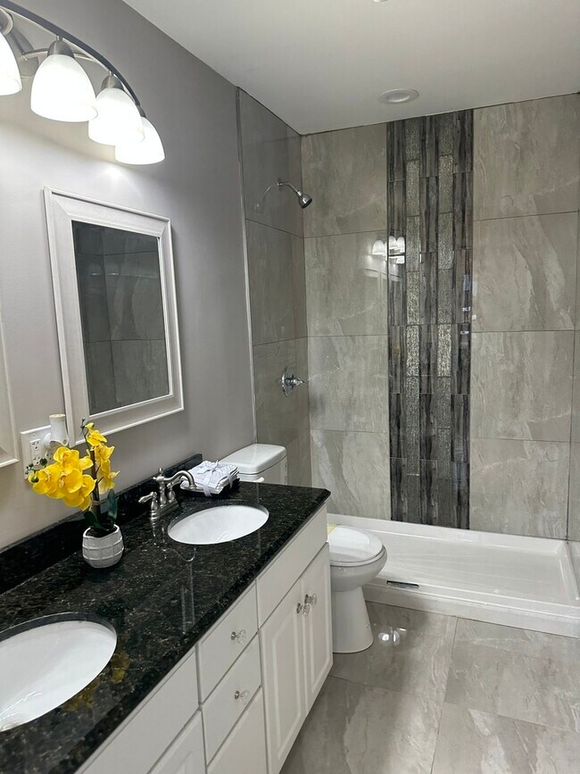 Building Photo - 905 Tomahawk Trail