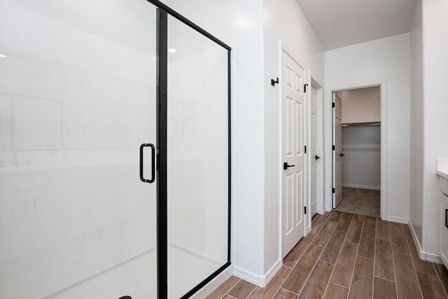 Building Photo - MOVE IN SPECAILS!! ONE MONTH RENT FREE!! Laveen Home Up For RENT! 4BD 2.5 BA