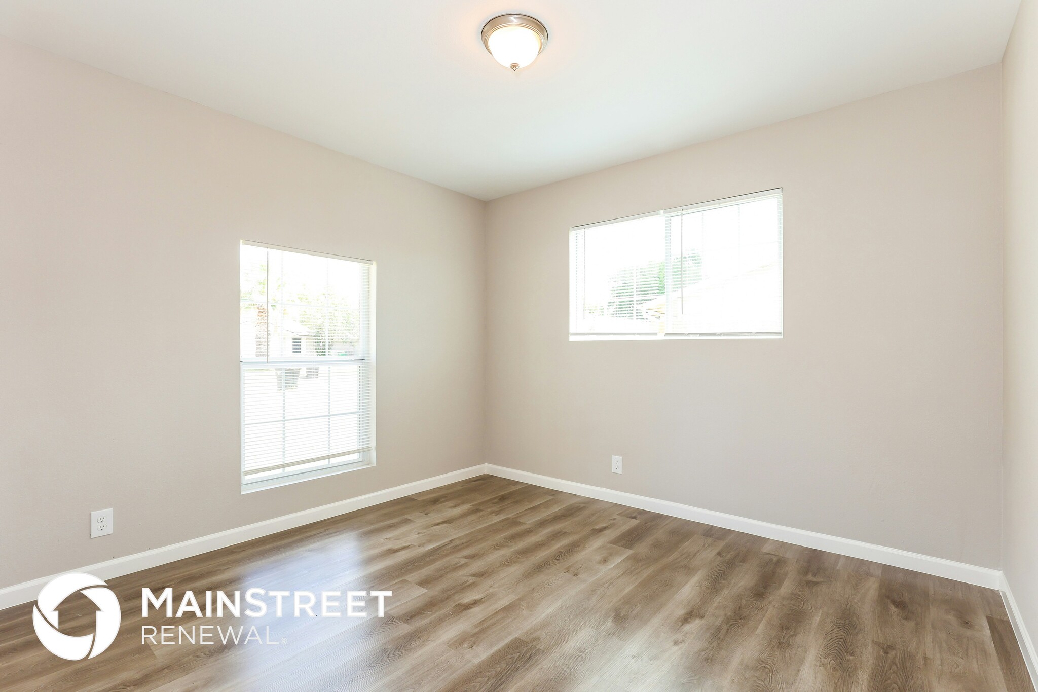Building Photo - 5814 Castle Brook Dr