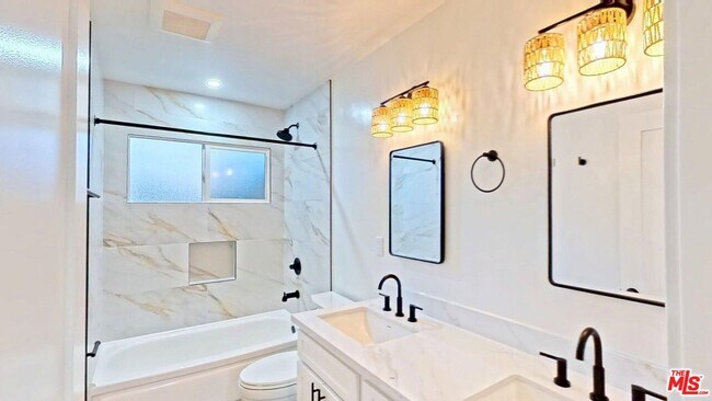 Building Photo - 6626 Berquist Ave