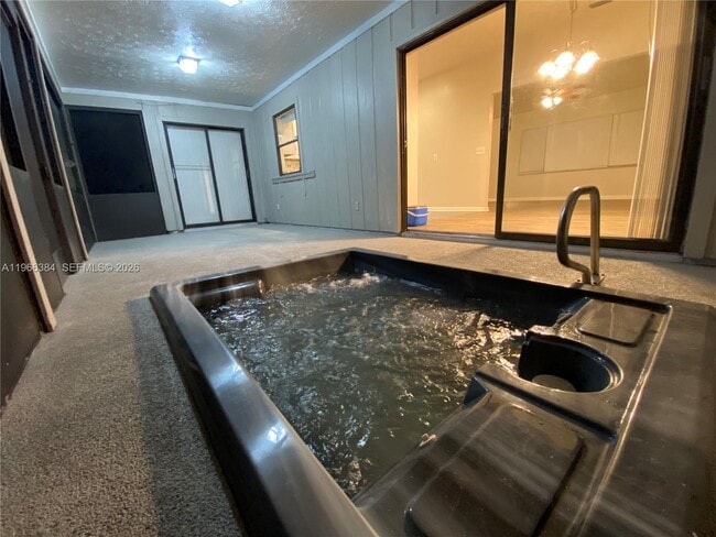 Building Photo - 371 SE Fairchild Ave