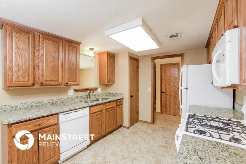 Building Photo - 8328 Bigwood Dr