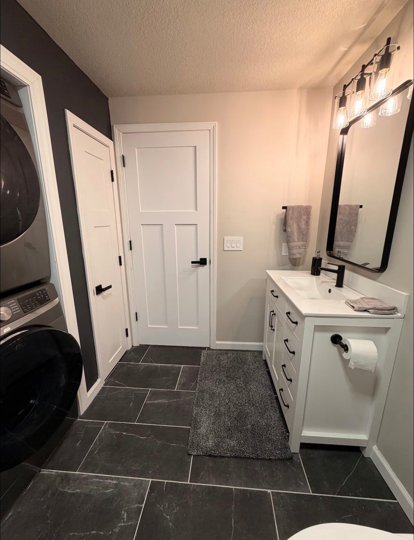 Building Photo - 4434 Honey Bee Rdg