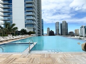 Building Photo - Newly built - The Park on Keeaumoku