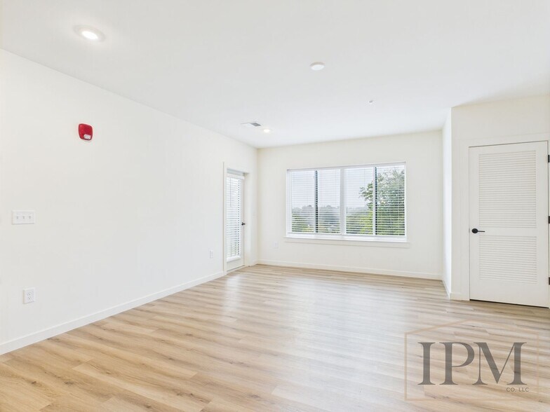 Interior Photo - The Flats At Hampden