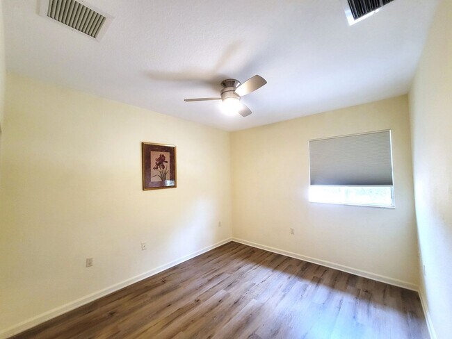 Building Photo - Vero Beach Florida Vero Beach Rent, LLC and Rental Property Management Company