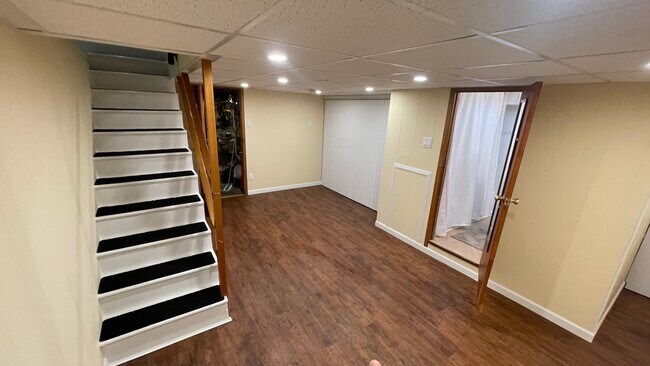 Finished Basement - 2713 S Alder St