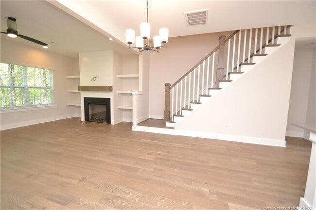 Building Photo - 8535 Marvino Ln