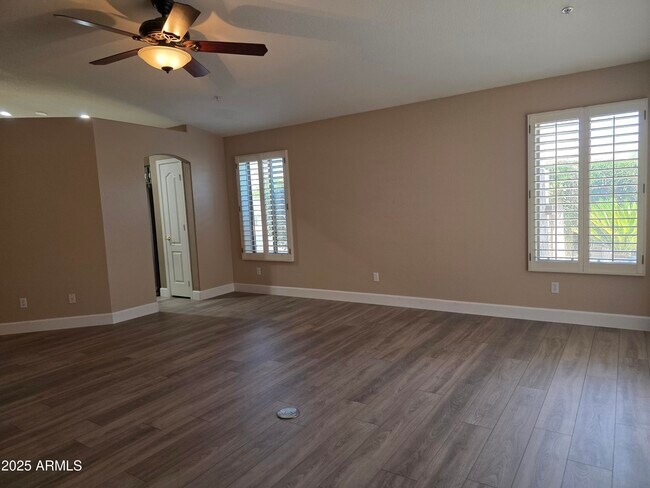 Building Photo - 9705 E Friess Dr
