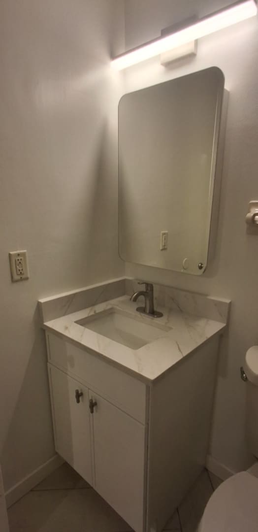 Building Photo - 12240 Eastcove Dr