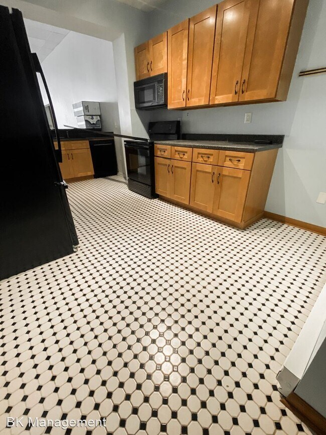 Building Photo - 2 br, 2.5 bath House - 509 Columbia Street