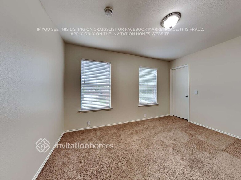 Building Photo - 1804 White Feather Ln