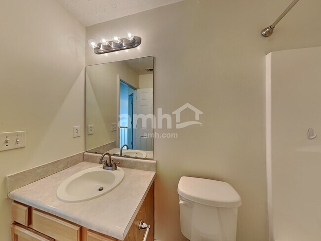 Building Photo - 3188 Bradford Pear Dr