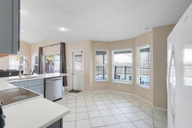 Building Photo - 8607 Knottingham Dr