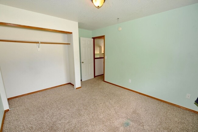 Building Photo - 7682 N Joanna Dr