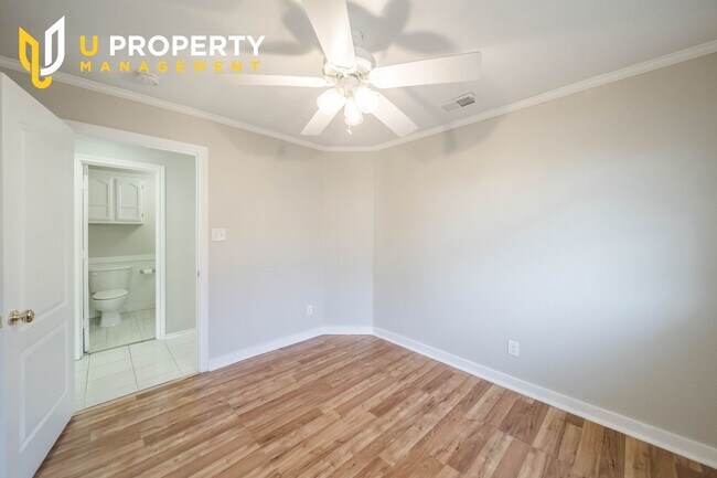 Building Photo - Beautiful two-story home in Flower Mound