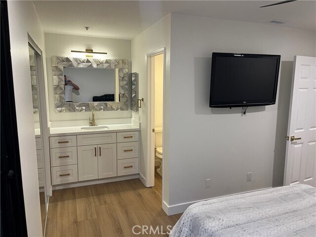 Building Photo - 345 Avocado St