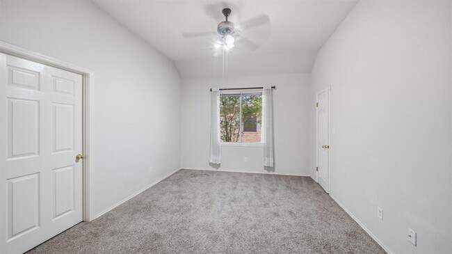 Building Photo - 1108 Antelope Ridge
