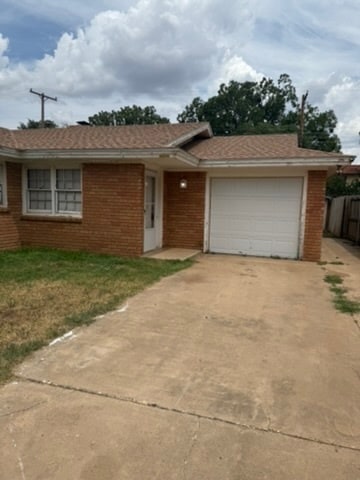 Primary Photo - 5409 Temple Ave