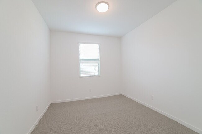 Building Photo - 5635 W Walatowa St