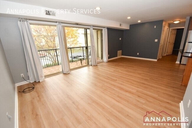 Building Photo - 1115 Primrose Ct