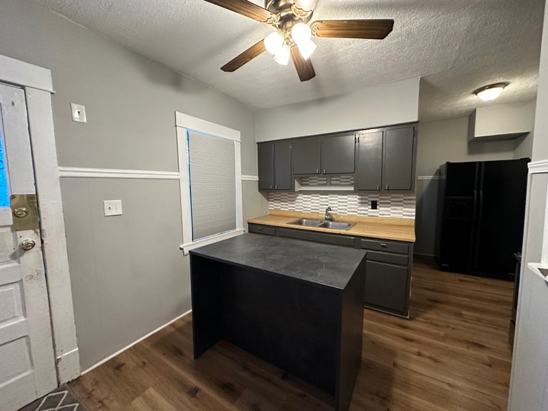 Building Photo - 4408 Alpha Ave