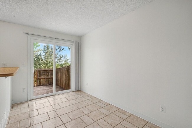 Building Photo - 17385 E Rice Cir