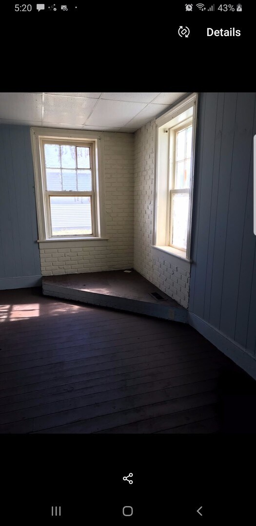 Building Photo - 3 bedroom 1 bath