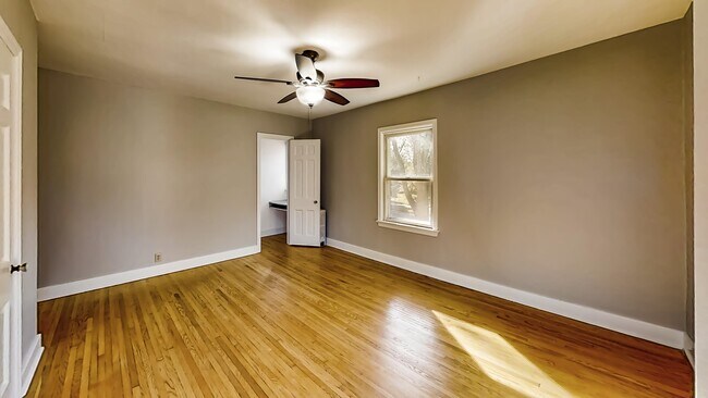 Building Photo - 625 N Blackhawk Ave
