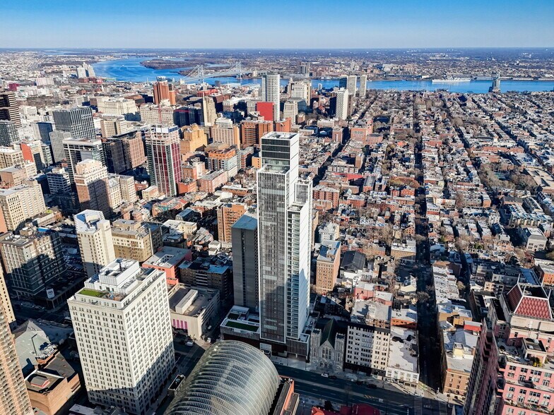 Building Photo - 301 S Broad St