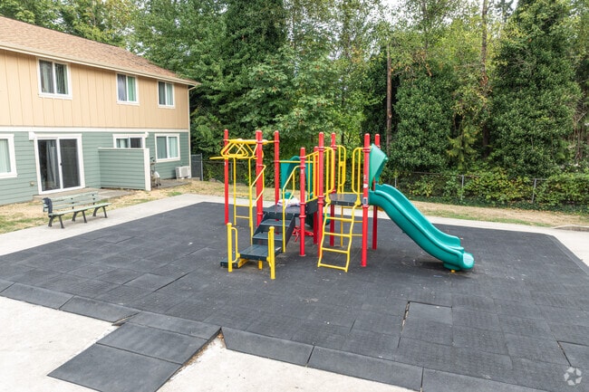 Building Photo - Riverton Terrace I